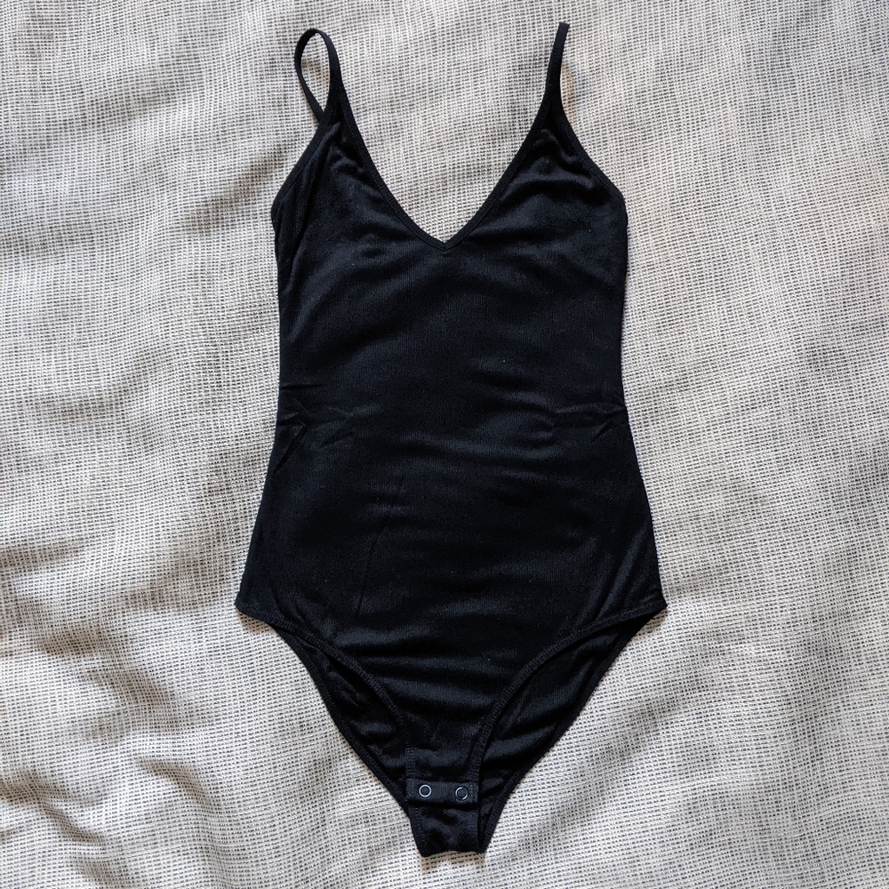 Aritzia Talula black bodysuit
